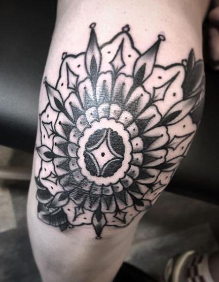 Painted Temple : Tattoos : Body Part Leg : Billy Williams Mandala Knee