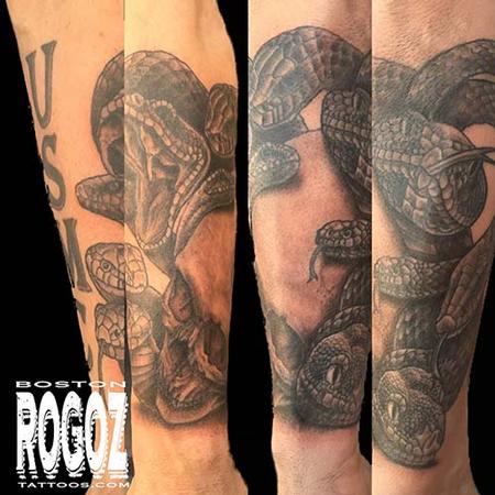 Skull And Snakes Tattoo By Boston Rogoz Tattoonow