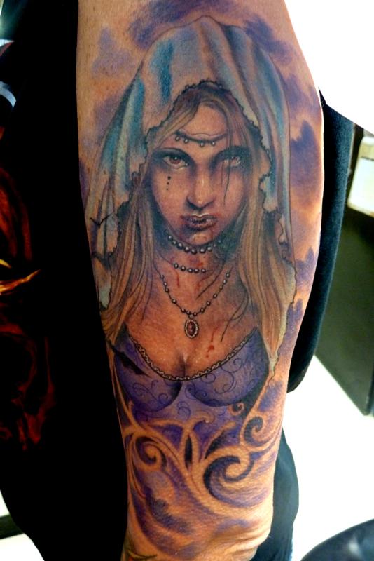 Independent Tattoo Company : Tattoos : Movie Horror Vampire : Vampire girl