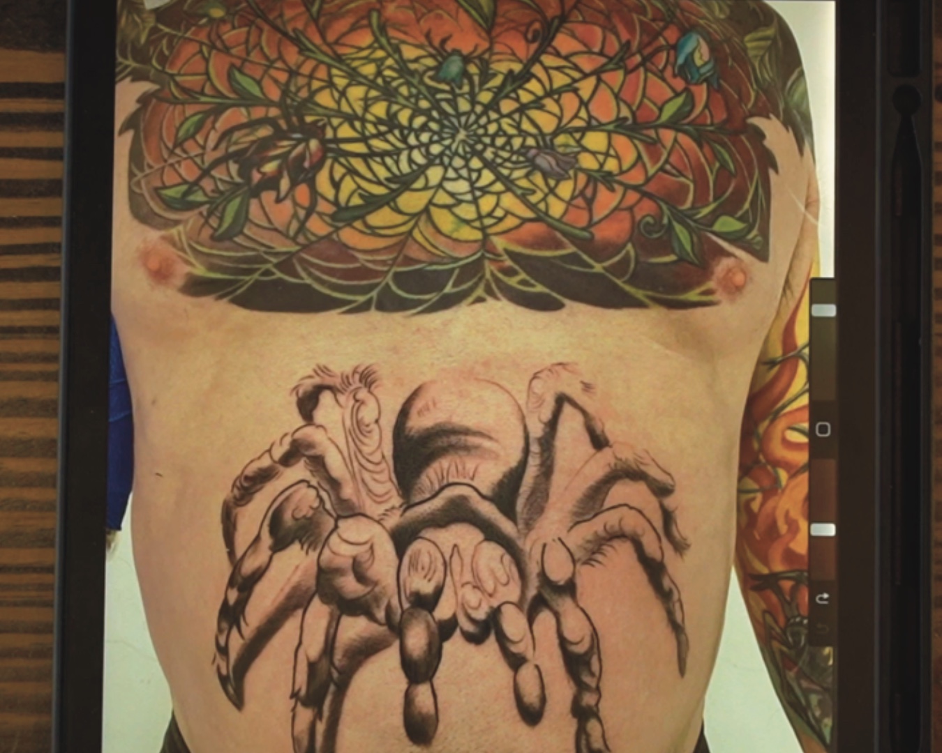 large spider stomach tattoo
