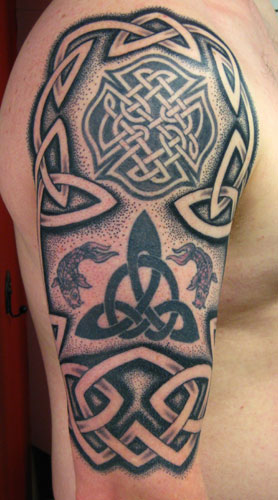 2,300+ Celtic Tribal Tattoo Designs Stock Photos, Pictures & Royalty-Free  Images - iStock