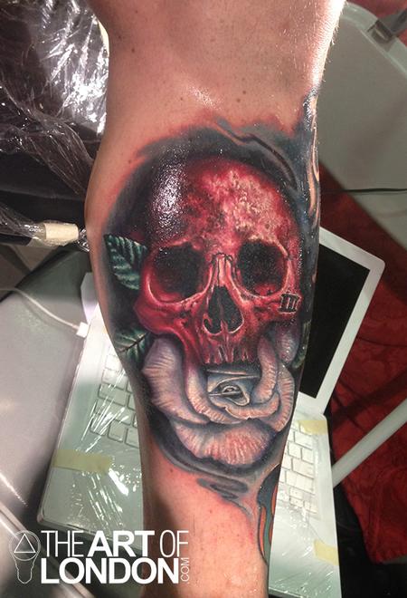Oozy on Instagram: “Red skull 🩸 . Done at @3layer_studio . #oozy  #oozytattoo” | Tattoos, Skull tattoo, Tattoo artists