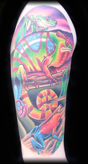 Tuatara lizard tattoo by Remis remistattoo realistic tattoo color ink ideas  designs legs legtattoo insects animals  Tatuajes Ideas