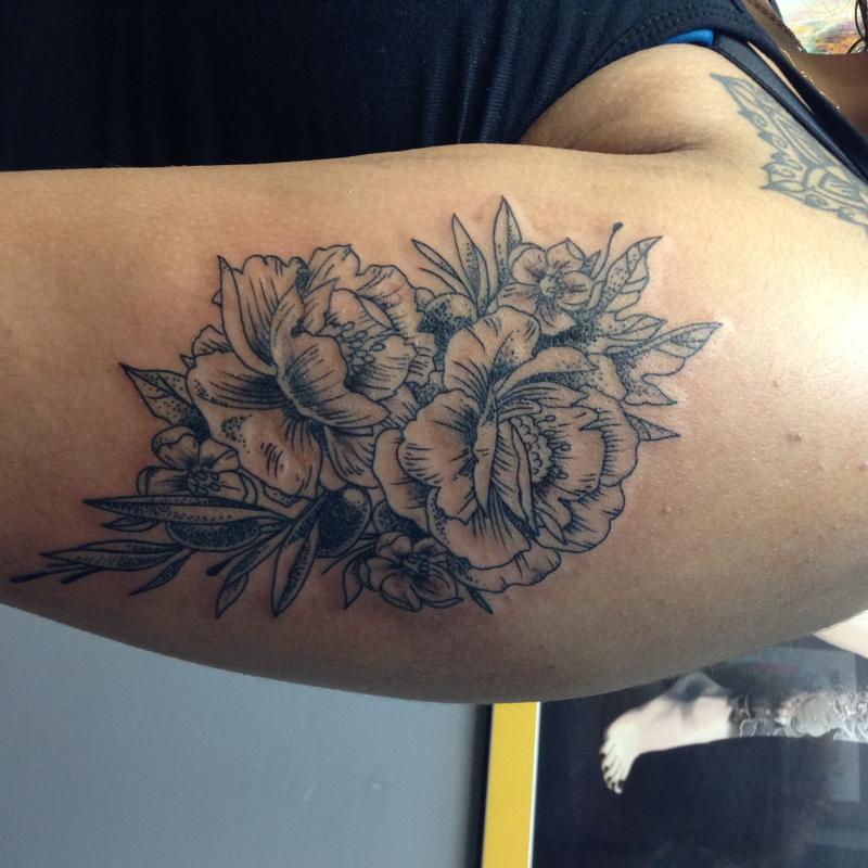 Crosshatch Floral by Cat Johnson TattooNOW