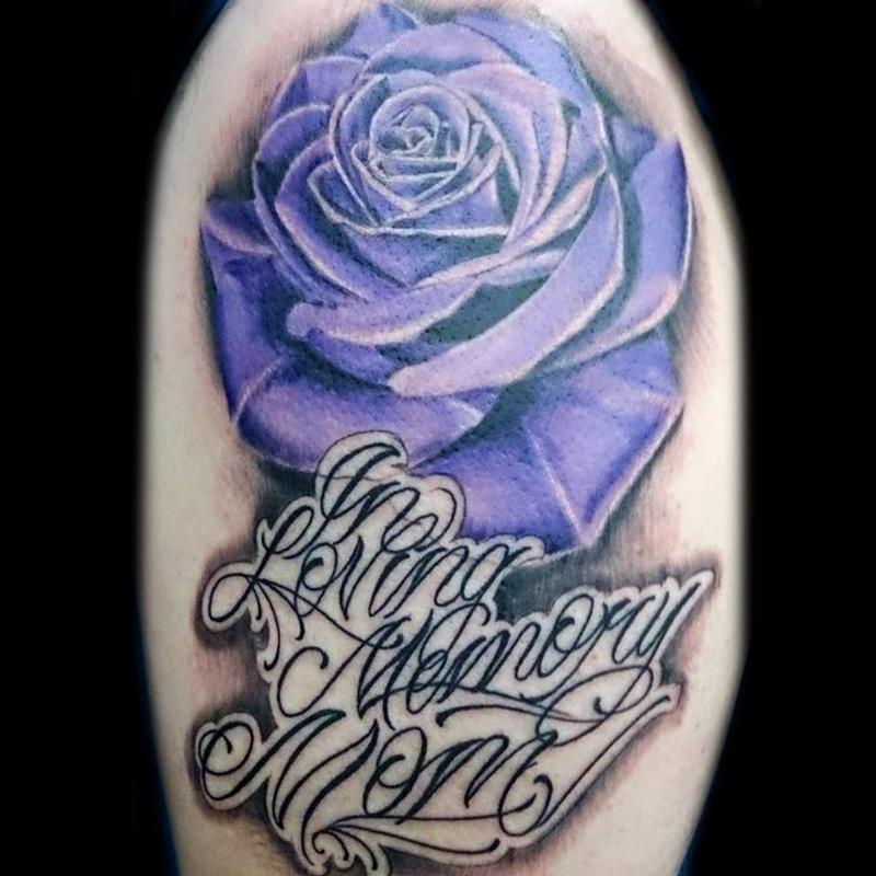 Tejana por Vida memorial tattoo #tattsbyant #blessedsaintstattooshop  #cowboyhat #rose #tejanaporvida #lettering #blackandgreytattoo #dyna... |  Instagram