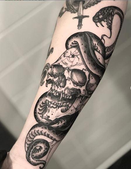 Shawn Monaco black and grey snake skull by Shawn Monaco : Tattoos