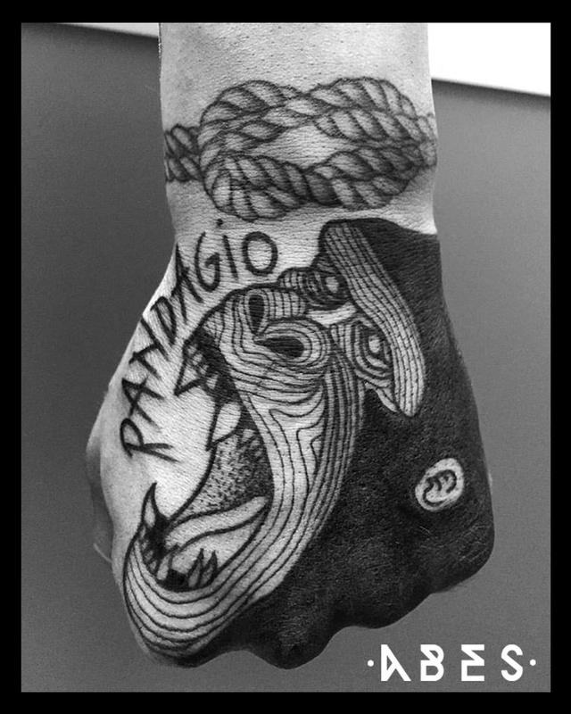 30 Hand Tattoos for Men Cool  Simple Ideas for 2022  100 Tattoos