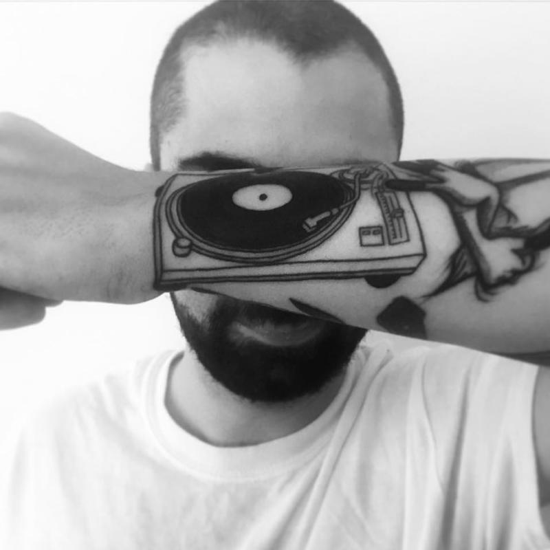 30 Unique Dj Tattoos You Must Love  Xuzinuo  Page 8