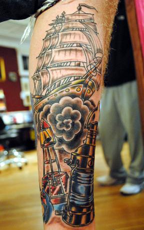 Tattoo uploaded by Hoyo_tattoo • Black and grey leg tattoo. Poseidon and  ship • Tattoodo