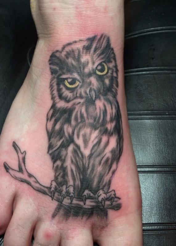 owl tattoos on foot
