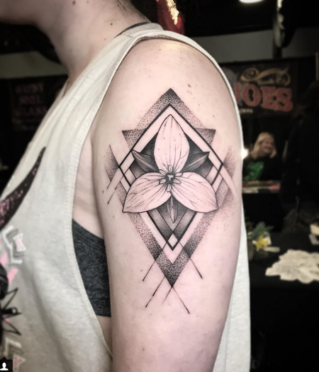 Leah Wolfe | Trillium Center | Trillium, Tattoos, Flower tattoo