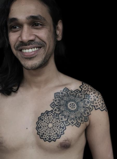 Redemption Tattoo Studio - Double Mandala on the chest by @damontattoos  today! #mandala #mandalatattoo #dotwork #dotworktattoo #chesttattoo #tattoo  #tattoos #tattooist #tattooartist #tattooer #tattooed #Bng #bngtattoo  #blackandgrey #blackandgreytattoo ...
