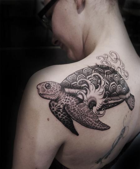 15 Majestic Koi Fish Tattoo Designs with Meaning - tattoogenda.com