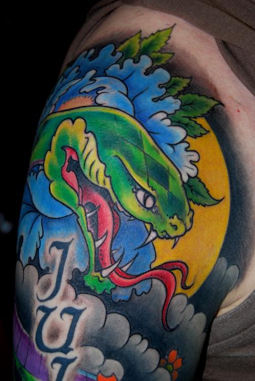 What Tattoo Studio  Eagle Snake Maori Tattoo on Shoulder Blade Machine  Tattoo by Artist Mai  Facebook