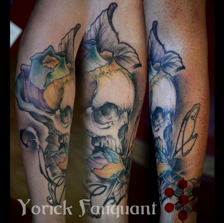 Tattoo uploaded by Alina • Rose tattoo - one of my first . #rose #RoseTattoo  #flowertattoo #flower #apprenticetattoo #hamburg #fineline #finetattoo  #feminin #femininetattoo #floral #floraltattoo #sketchy • Tattoodo