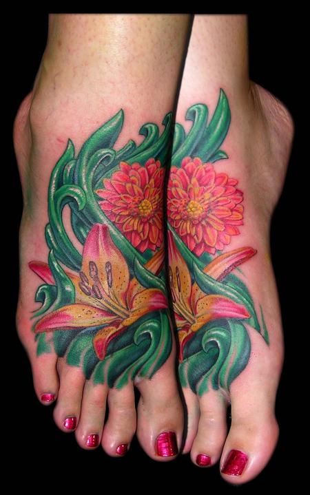 34 Spider Lily Tattoo Ideas to Inspire You in 2024
