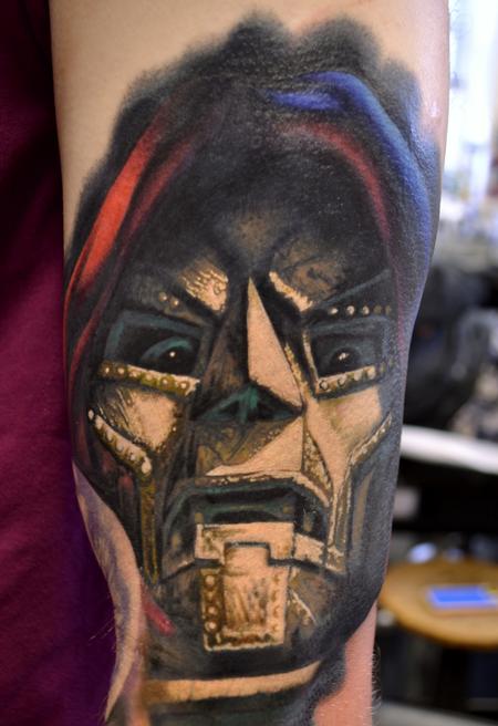 Jankowzki custom Tattoos: Doom Lady