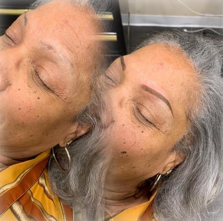 Chynna Conyers MICROBLADE & COSMETIC - Brows