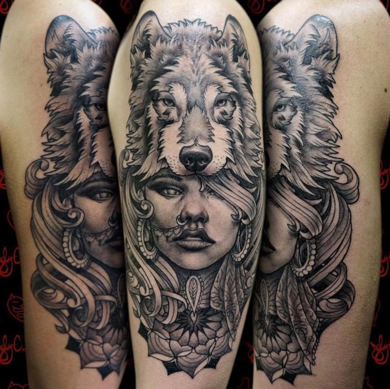 Wolf Headdress Girls Hip Tattoo