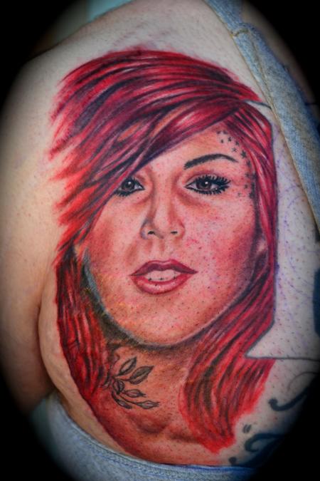 Art on Tumblr: Interesting blackout tattoos on Kat Von D @thekatvond !