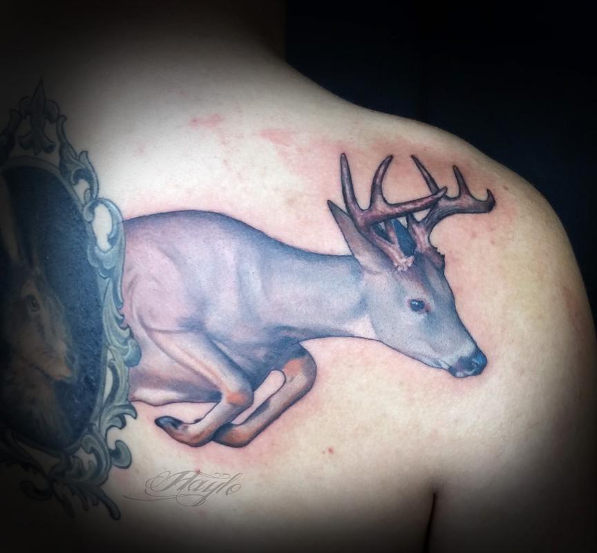 whitetail deer tracks tattoos