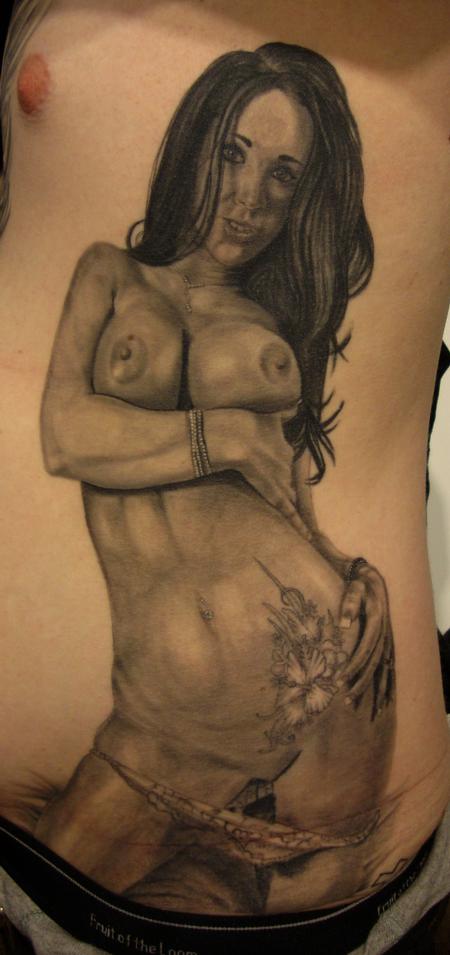 Sexy Pin Up Pornstar by Larry Brogan: TattooNOW
