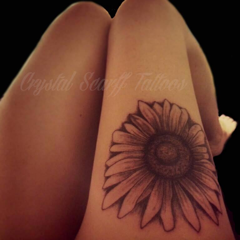 39 Adorable Flower Tattoos On Upper Back