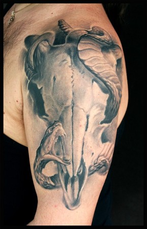 Goat skull tattoo by Otheser Tattoo | Post 14725 | Geometric tattoo, Skull  tattoo, Tattoo goat